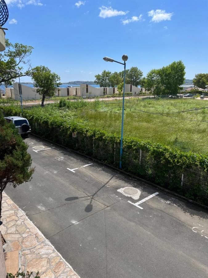 Къмпинг Градина Луксозен Апартамент TTchernomorets Extérieur photo